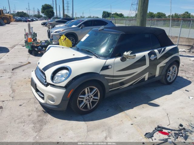 2015 MINI CONVERTIBLE WMWZN3C53FT861968 Photo 1