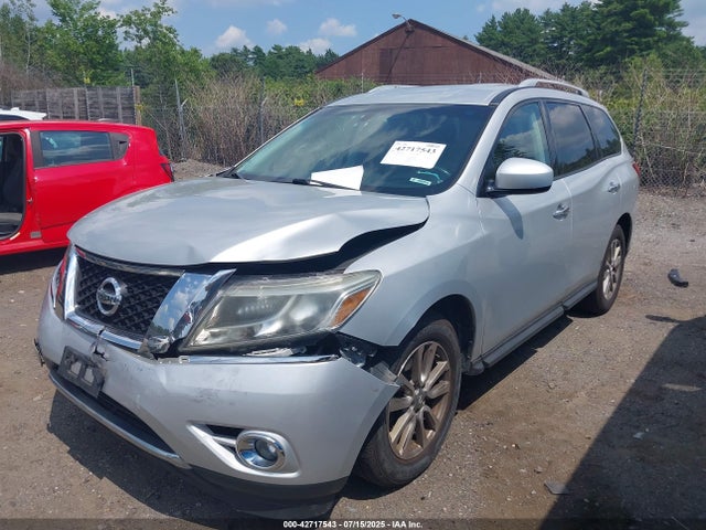 Nissan Pathfinder 2015 5N1AR2MM8FC682471 Image 2