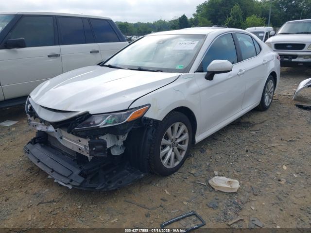 2018 TOYOTA CAMRY 4T1B11HK4JU090941 Photo 1