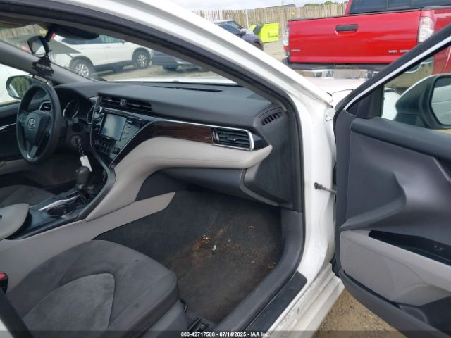 2018 TOYOTA CAMRY 4T1B11HK4JU090941 Photo 4