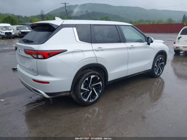 2024 MITSUBISHI OUTLANDER JA4J4VA84RZ010026 Photo 3