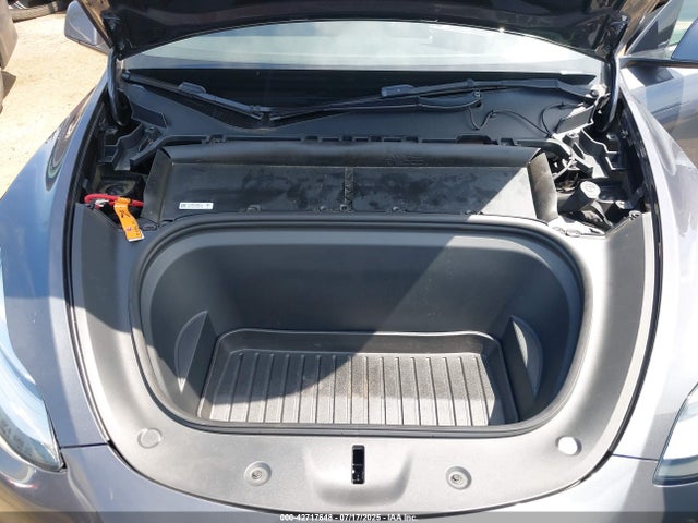 2021 TESLA MODEL Y 5YJYGDEE2MF242063 Photo 9