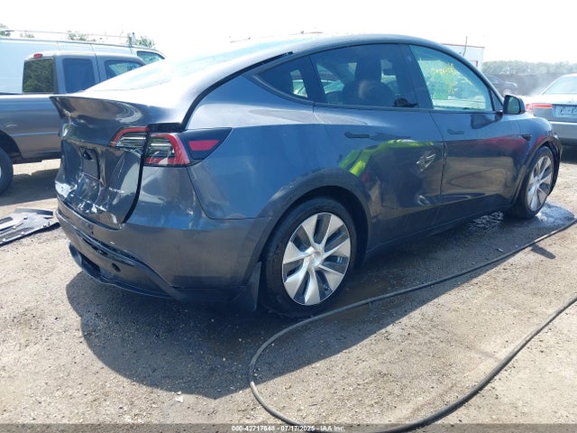 2021 TESLA MODEL Y 5YJYGDEE2MF242063 Photo 3