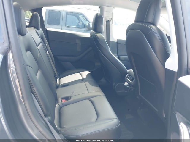 2021 TESLA MODEL Y 5YJYGDEE2MF242063 Photo 7
