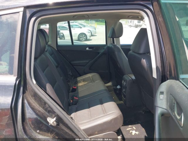 2016 VOLKSWAGEN TIGUAN WVGAV7AX7GW576634 Photo 7