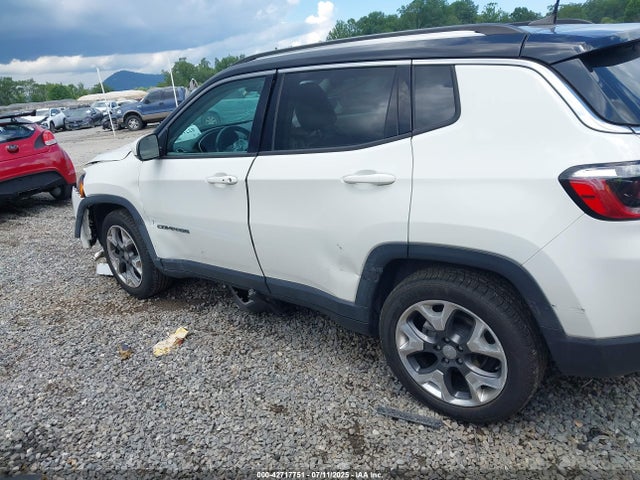 Jeep Compass 2018 3C4NJCCB1JT188498 Image 14