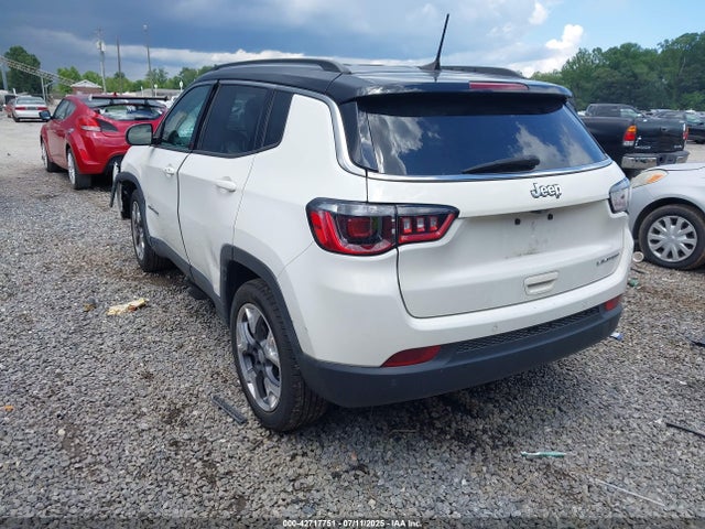 Jeep Compass 2018 3C4NJCCB1JT188498 Image 3