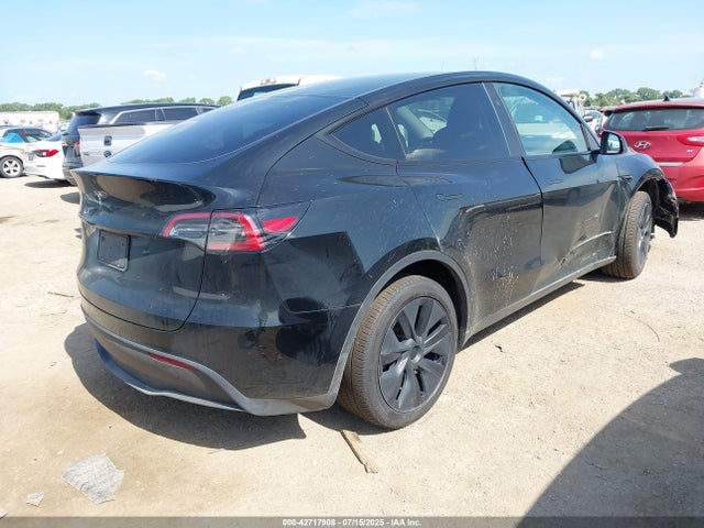 2025 TESLA MODEL Y 7SAYGDEDXSA347101 Photo 3