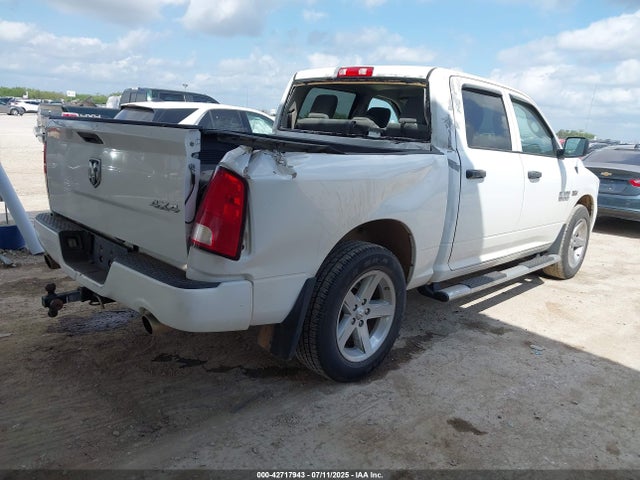 RAM 1500 2016 3C6RR7KT3GG127366 Image 4