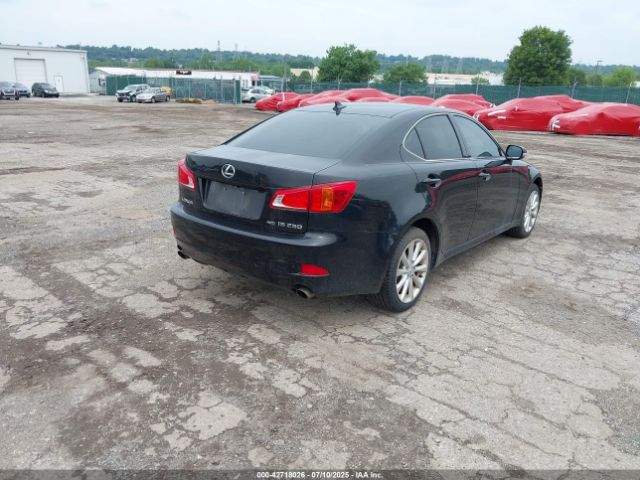 2009 LEXUS IS 250 JTHCK262395032810 Photo 3
