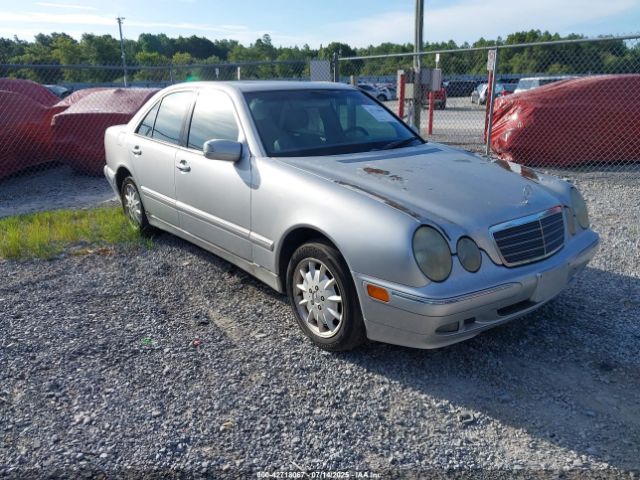 2000 MERCEDES-BENZ E 320 WDBJF82J8YX037791