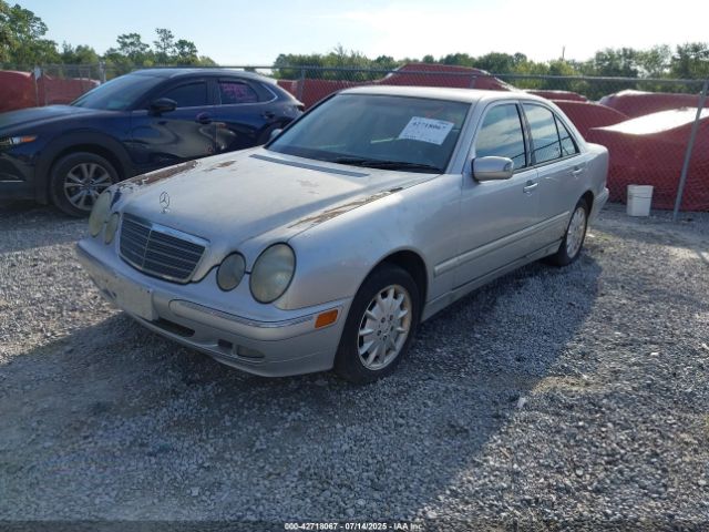 2000 MERCEDES-BENZ E 320 WDBJF82J8YX037791 Photo 1
