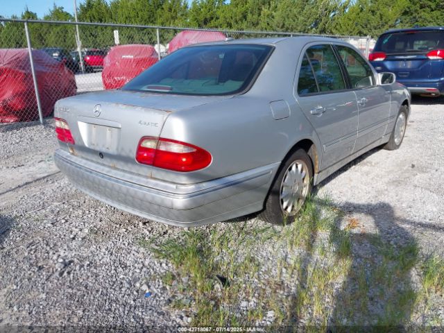 2000 MERCEDES-BENZ E 320 WDBJF82J8YX037791 Photo 3