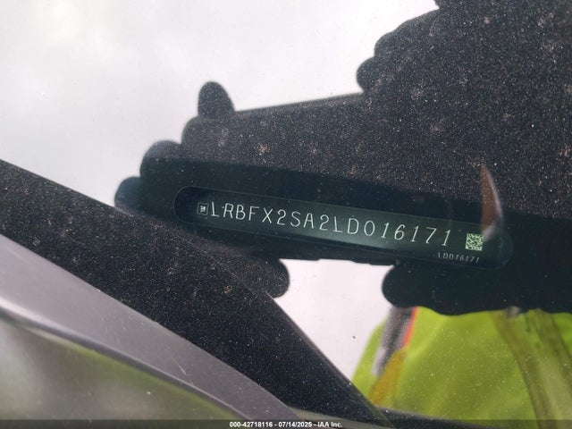 Продаж на аукціоні авто 2020 Buick Envision Awd Essence, vin: LRBFX2SA2LD016171, номер лоту: 42718116