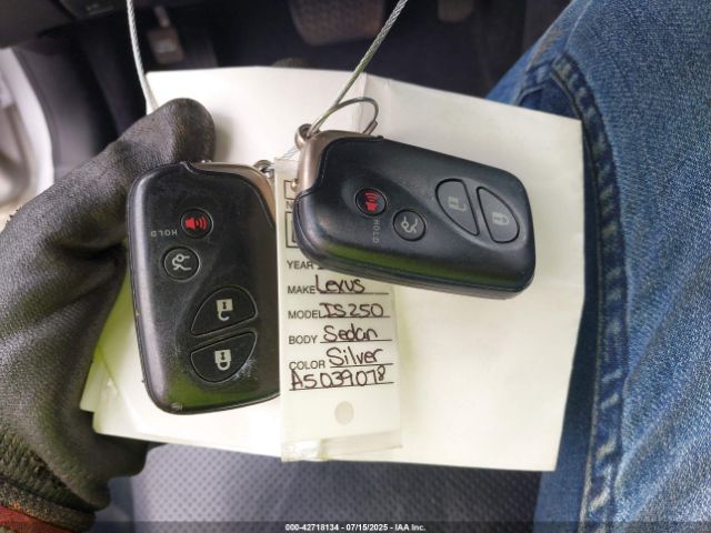 2010 LEXUS IS 250 JTHCF5C29A5039078 Photo 10