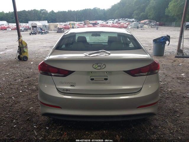 Hyundai mpi nu 2018 5NPD74LF3JH275550 Image 16