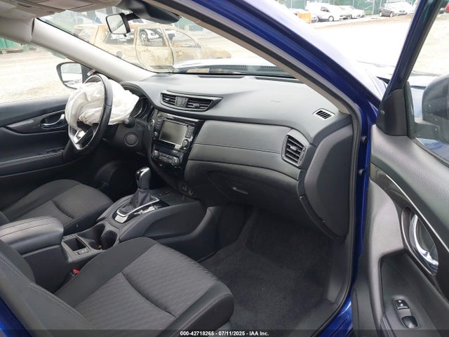 JN8AT2MV4KW389484 Nissan 2019