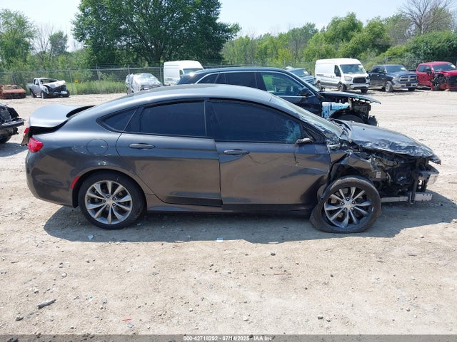 Chrysler 200 2015 1C3CCCDGXFN703327 Image 14