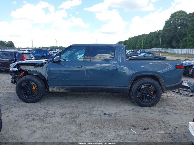 Rivian 2025 2025 7FCTGCAP1SN038214 Image 15