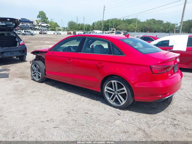 2018 AUDI A3 WAUAUGFF0J1090398 Photo 2