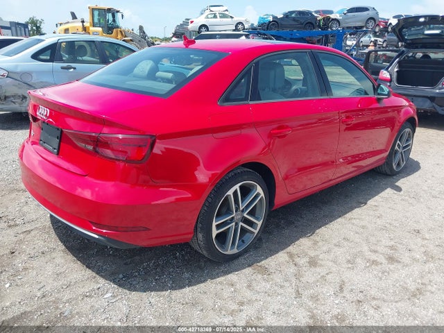 2018 AUDI A3 WAUAUGFF0J1090398 Photo 3