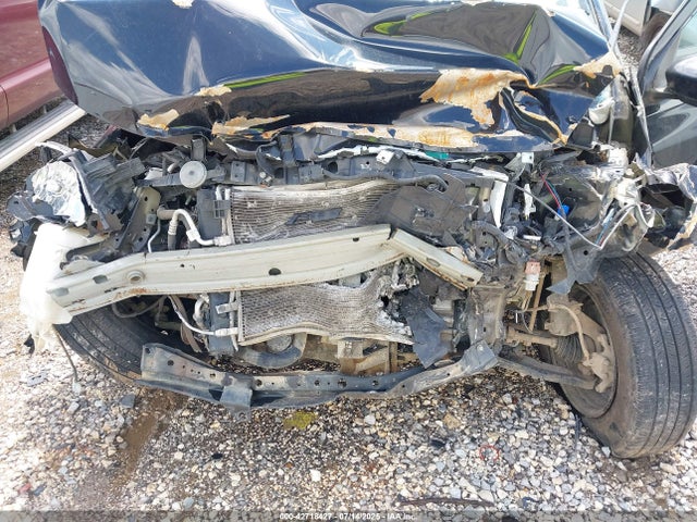 3N1CN7AP7JL863257 Nissan Versa