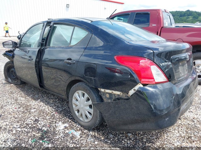 3N1CN7AP7JL863257 Nissan Versa