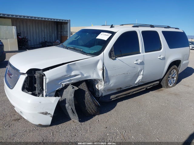 2014 GMC YUKON XL 1500 1GKS2KE77ER234731 Photo 1