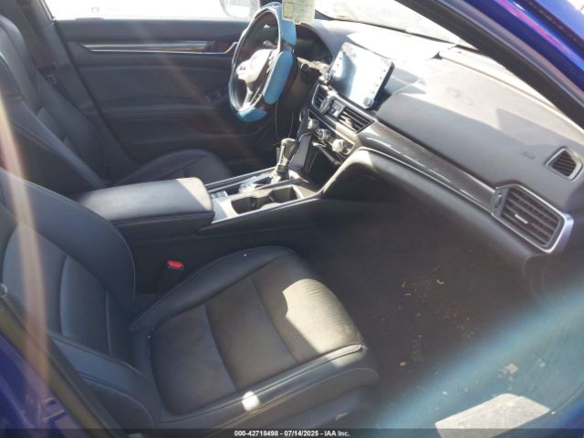 2018 HONDA ACCORD 1HGCV1F38JA220327 Photo 4
