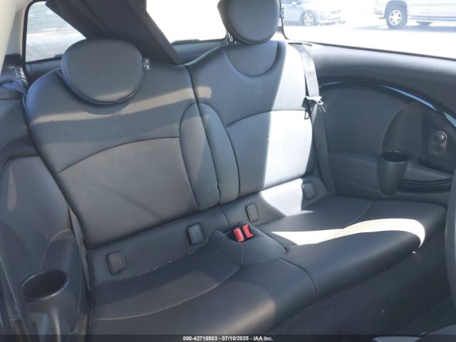 2008 MINI COOPER S CLUBMAN WMWMM33508TP88302 Photo 7