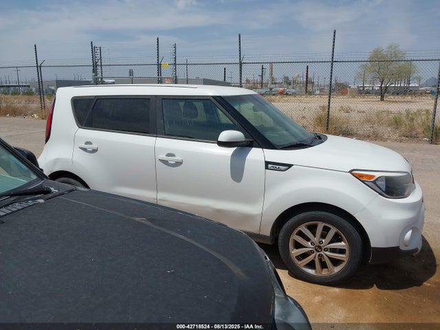 KIA SOUL + 2018 KNDJP3A5XJ7550973 Image 12