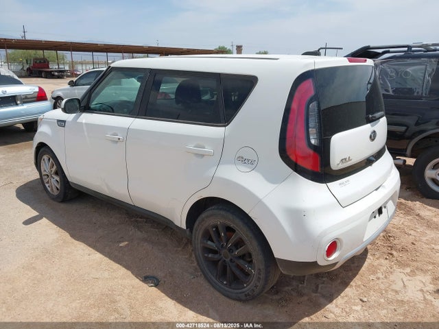 KIA SOUL + 2018 KNDJP3A5XJ7550973 Image 3