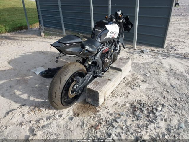 2024 YAMAHA YZFR7 JYARM38E2RA013395 Photo 3