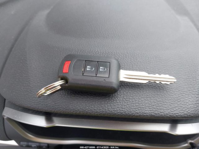 2020 MITSUBISHI ECLIPSE CROSS JA4AT4AA0LZ028045 Photo 10