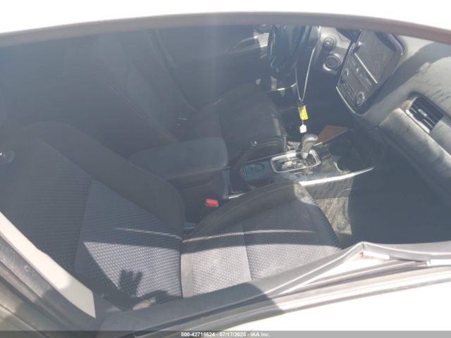 2018 MITSUBISHI OUTLANDER JA4AD3A38JZ015758 Photo 4