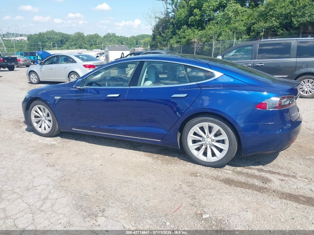 2016 TESLA MODEL S 5YJSA1E25GF139218 Photo 2