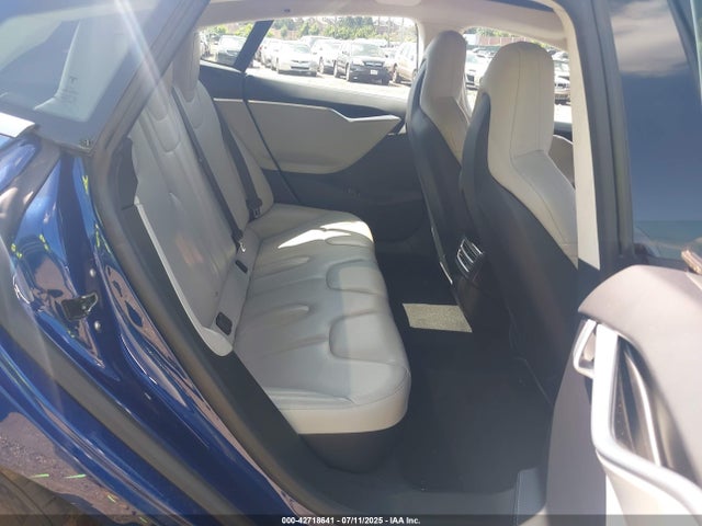 2016 TESLA MODEL S 5YJSA1E25GF139218 Photo 7