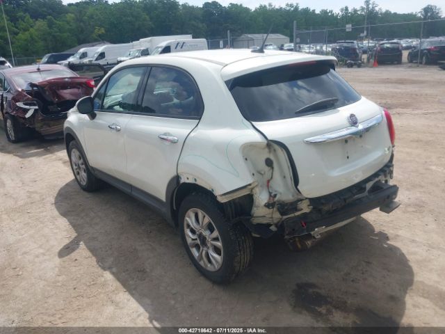 2016 FIAT 500X ZFBCFYBT2GP401331 Photo 2