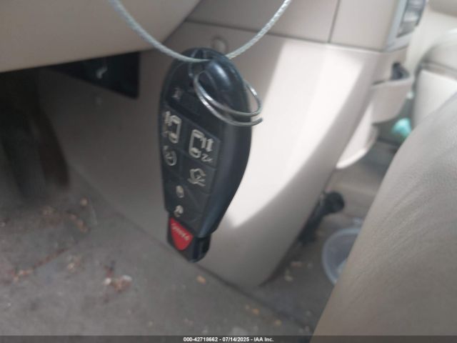 2008 CHRYSLER TOWN & COUNTRY 2A8HR64X08R748986 Photo 10