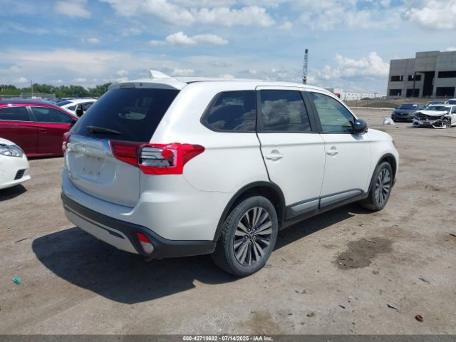 2020 MITSUBISHI OUTLANDER JA4AD2A3XLZ047849 Photo 3