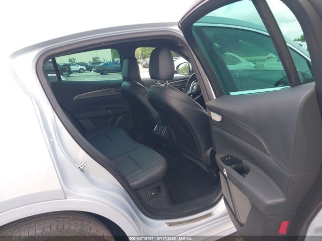 2024 MASERATI GRECALE ZN6PMDAA3R7450309 Photo 7