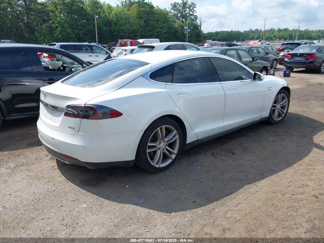 2015 TESLA MODEL S 5YJSA1E23FF108287 Photo 3