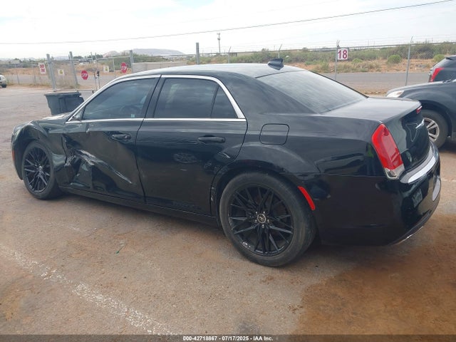 2C3CCAAG1FH853439 Chrysler 2015