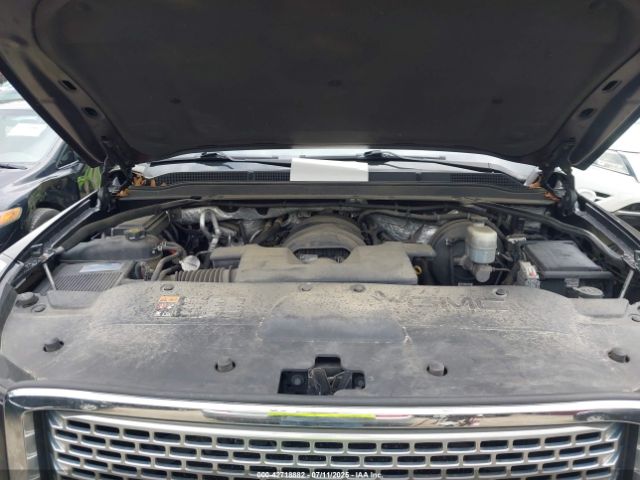 2015 GMC YUKON XL 1500 1GKS2JKJ3FR642090 Photo 9