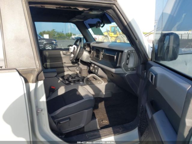 2023 FORD BRONCO 1FMDE5BHXPLA99272 Photo 4