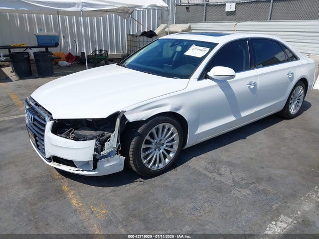 WAU32AFD0FN007028 Audi A8