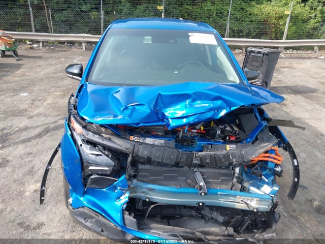 1G1FX6S07P4129760 Chevrolet 2023