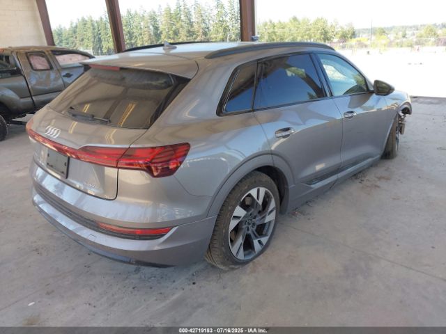 2021 AUDI E-TRON WA1AAAGE1MB005625 Photo 3