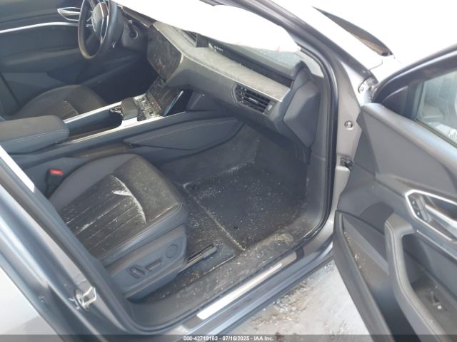 2021 AUDI E-TRON WA1AAAGE1MB005625 Photo 4