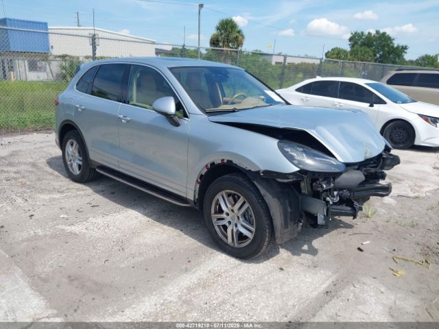 2016 PORSCHE CAYENNE WP1AA2A2XGLA11351